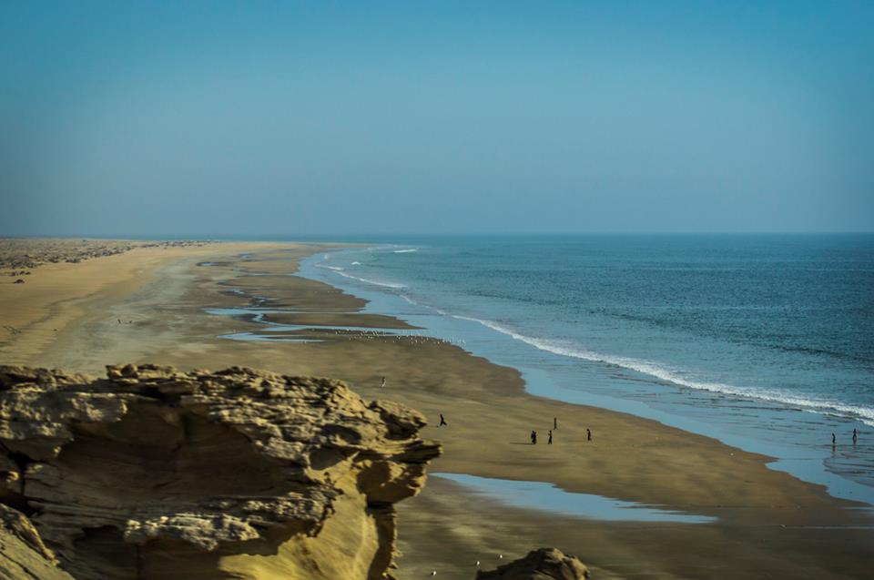 Rent A Car From Karachi To Kund Malir Beach